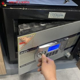 sửa két sắt điện tử