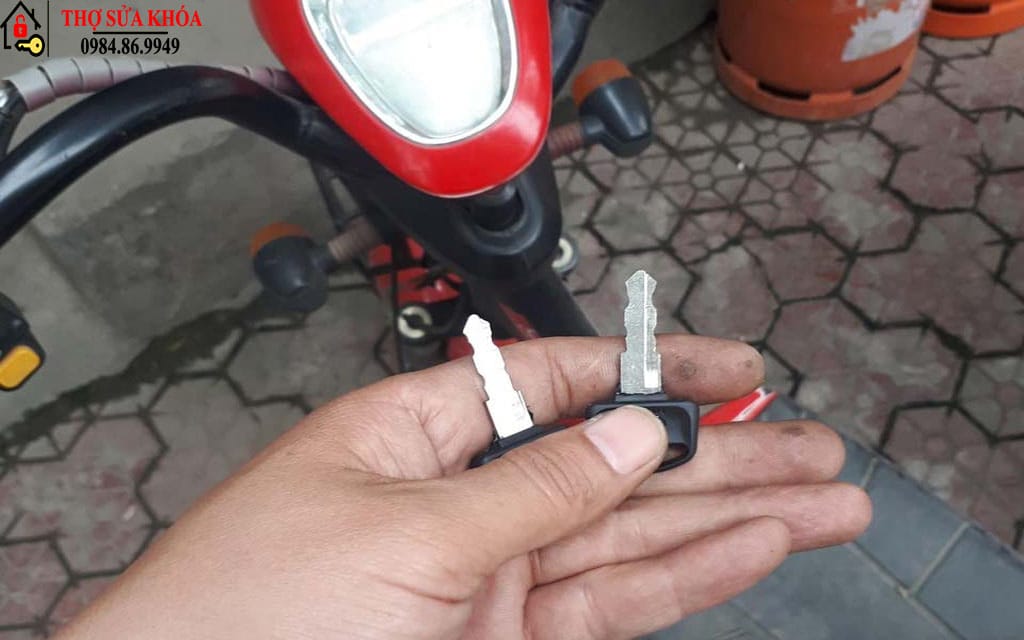 Dịch vụ sửa khóa xe đạp điện tận nơi