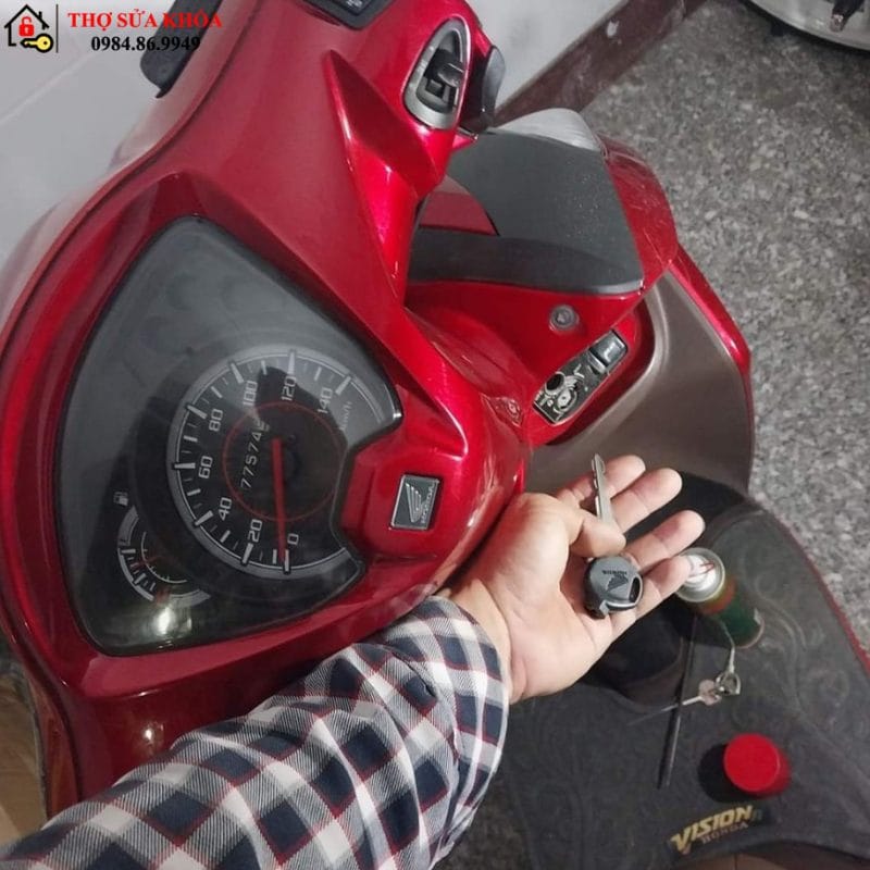 đánh chìa khóa xe vision bị mất