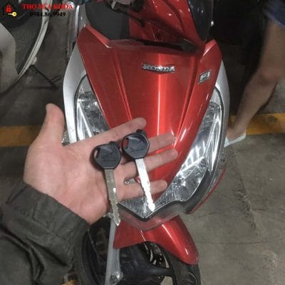 Cách mở khóa cổ Xe Airblade