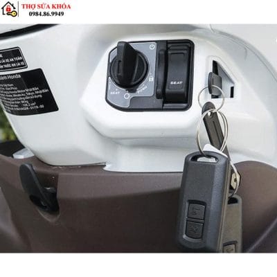 Cách mở cốp Xe Honda khi mất chìa