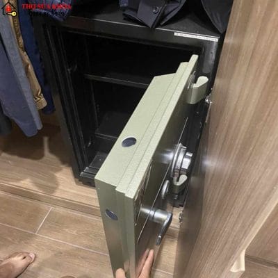Không đóng được cửa két sắt