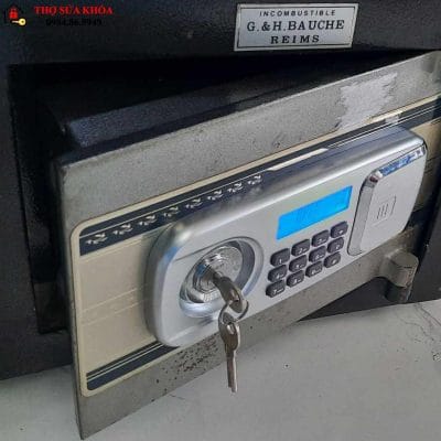 Cách mở két sắt điện tử