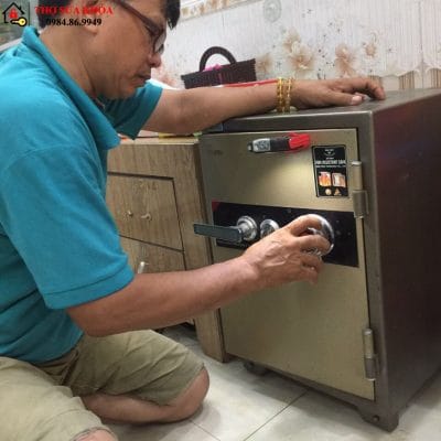 Cách mở két sắt Hòa Phát khi mất chìa