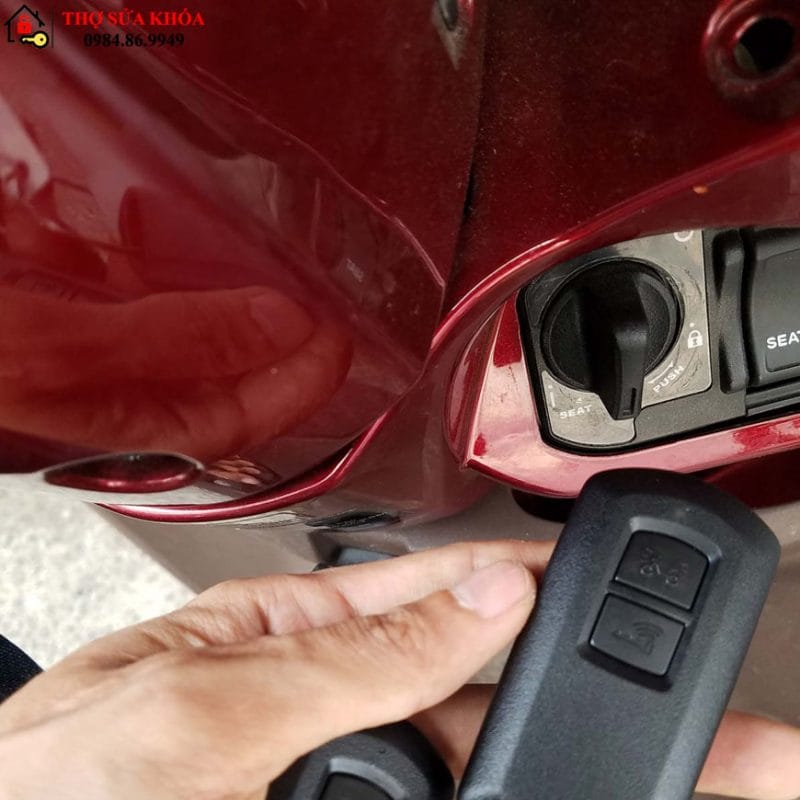 làm chìa khóa smartkey xe lead