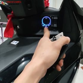 Cách mở Xe Winner bằng mã vạch id smartkey