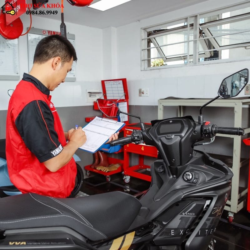 Xe Yamaha không lên điện