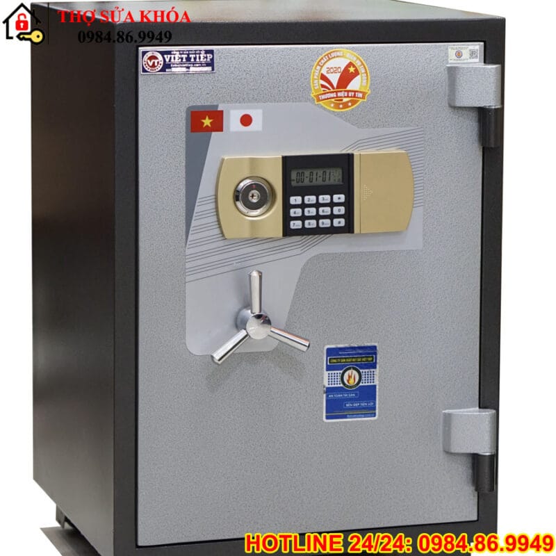 két sắt việt tiệp giả