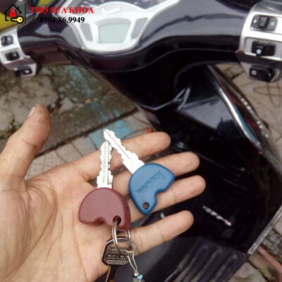 Sửa Khóa Xe Máy Ngõ Ao Sen Hà Đông Cứu Hộ Phá Ổ, Đánh Chìa Cấp Tốc