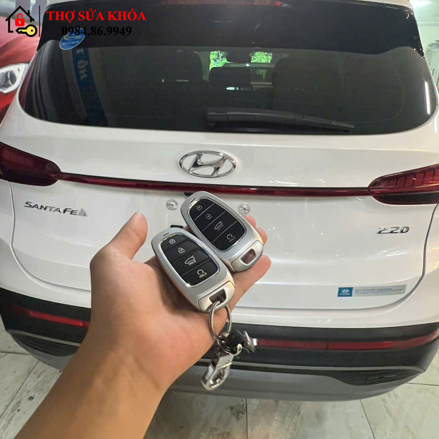 Làm Lại Chìa Khóa Ô Tô Mất Hết Bình Dương